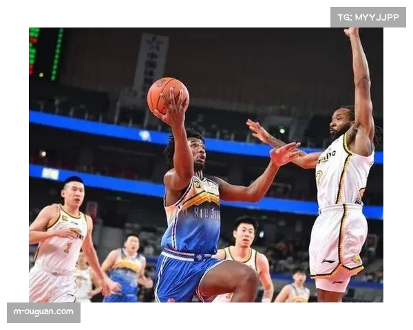 新疆签下塞缪尔·门内加,补强锋线冲击季后赛 新疆签下塞缪尔·门内加,补强锋线冲击季后赛